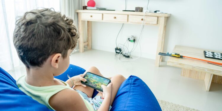 Αυστραλία: Δύο στους τρείς ανήλικους εξακολουθούν να έχουν πρόσβαση στα social media