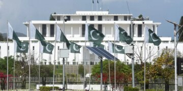 Στον «αέρα» οι ειρηνευτικές συνομιλίες στο Πακιστάν - Αβέβαιη η συμμετοχή του Ιράν λόγω των βομβαρδισμών στον Λίβανο