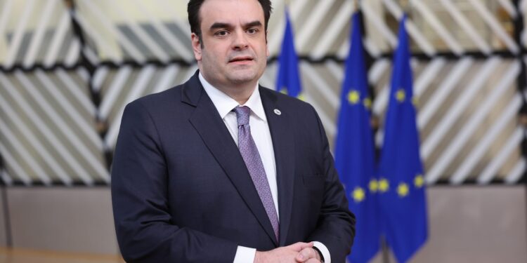 Πιερρακάκης: Στην Ουάσιγκτον για την Εαρινή Σύνοδο του ΔΝΤ και της Παγκόσμιας Τράπεζας - Θα συμμετάσχει στις συνεδριάσεις της G7