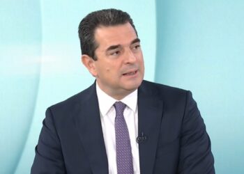 Παραιτήθηκαν οι Κώστας Σκρέκας και Νότης Μηταράκης