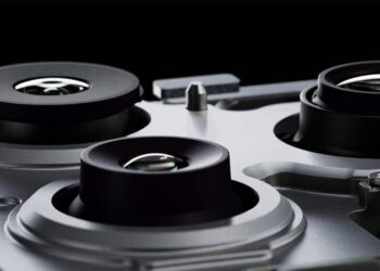 smartphone camera variable