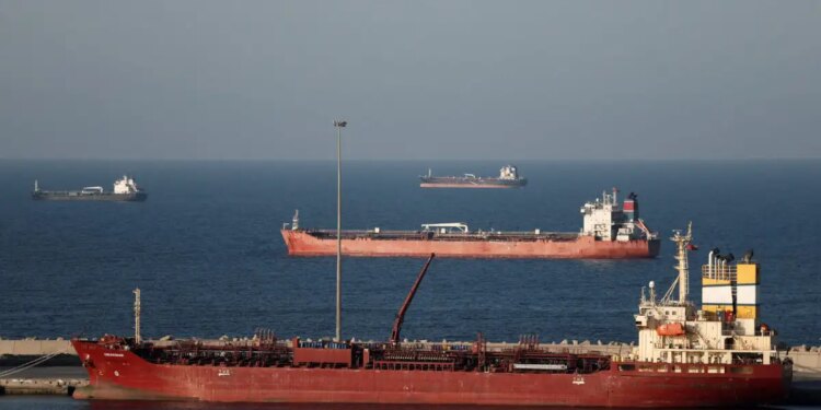 Το Ιράν απαντά στον Τραμπ: «Τα Στενά του Ορμούζ θα ανοίξουν σίγουρα θα ανοίξουν ξανά, αλλά όχι για εσένα»