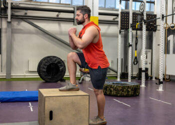 7ήμερο πρόγραμμα γυμναστικής για δυνατά οστά, χωρίς εξοπλισμό