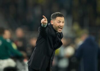 Παρελθόν από την Φενερμπαχτσέ ο Τεντέσκο - www.ertsports.gr