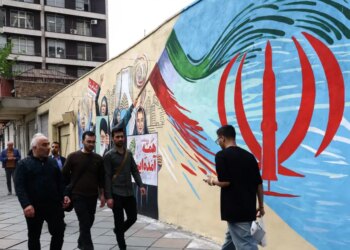 Ιράν: «Οι ΗΠΑ έχουν "βουλιάξει" στον πόλεμο, ψάχνουν να σώσουν τα προσχήματα» - «Θρίλερ» με τις διαπραγματεύσεις στο Πακιστάν