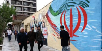 Ιράν: «Οι ΗΠΑ έχουν "βουλιάξει" στον πόλεμο, ψάχνουν να σώσουν τα προσχήματα» - «Θρίλερ» με τις διαπραγματεύσεις στο Πακιστάν