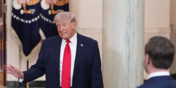 Νέες απειλές Τραμπ κατά του Ιράν: «Κάντε συμφωνία πριν να είναι αργά - Θα καταστρέψουμε ό,τι έχει απομείνει»