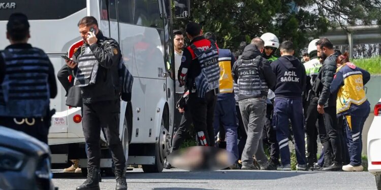 Κωνσταντινούπολη: Επίθεση με πυροβολισμούς στο προξενείο του Ισραήλ - Ένας νεκρός