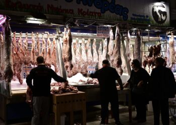 Εντατικοί έλεγχοι στην αγορά - Κορυφώνεται η εμπορική κίνηση