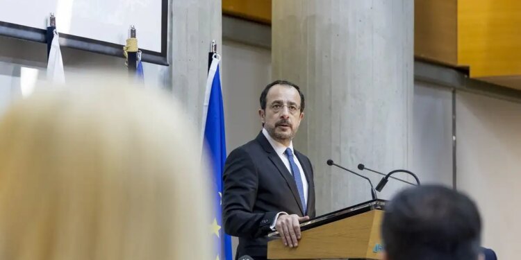 Το αιχμηρό σχόλιο Χριστοδουλίδη στον Σαρλ Μισέλ: «Η Τουρκία εισέβαλε στην Κύπρο»