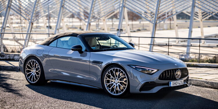 Πιο πολιτισμένη και με V8 η νέα Mercedes AMG SL