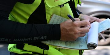 Πάνω από 2.500 παραβάσεις για κράνος σε μία εβδομάδα
