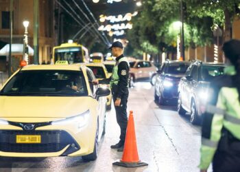 26 συλλήψεις οδηγών στην Αττική μετά από αλκοτέστ της Τροχαίας
