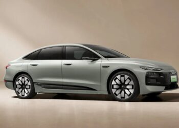 Το Audi A6 αποκτά έκδοση με μακρύ μεταξόνιο