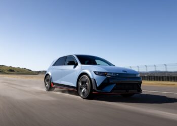 Η Hyundai μεταφέρει το «έξυπνο» κιβώτιο και σε άλλα μοντέλα
