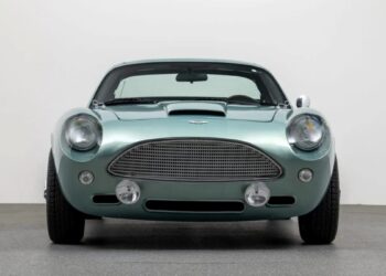 Το Mazda MX-5 έπαθε… Aston Martin