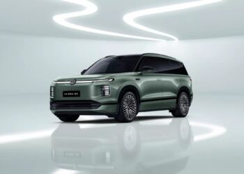 Η Volkswagen ανακατεύει την τράπουλα