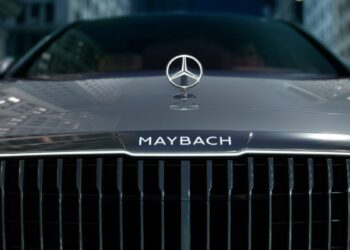 Η Mercedes-Maybach δεν εγκαταλείπει τον V12 στις ΗΠΑ