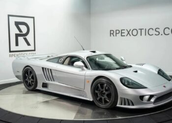 Η «Fast & Furious» Saleen S7 βγαίνει στο σφυρί