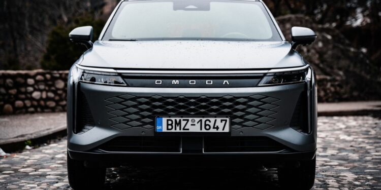 OMODA 9 SHS-P: Το plug-in hybrid SUV που ξεχωρίζει