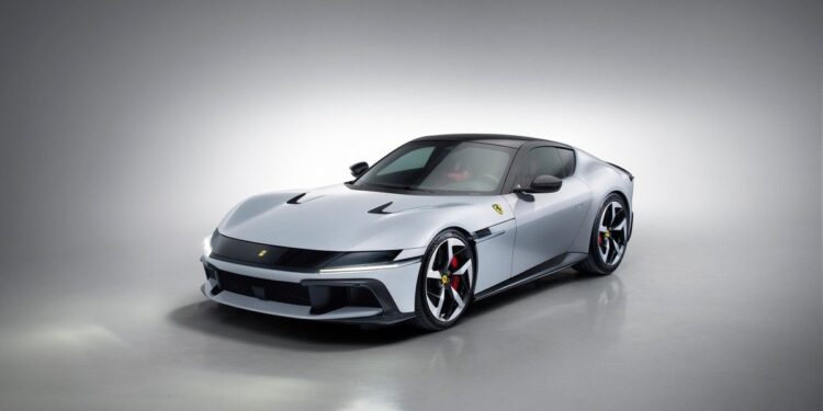 Η Ferrari θα διευρύνει τη γκάμα της