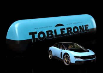 Ακόμα και η Toblerone τρολάρει την Ferrari
