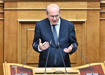 Χατζηδάκης: Μια υπεύθυνη δήλωση του πολίτη θα αρκεί πλέον αντί για πλήθος δικαιολογητικών στο Δημόσιο