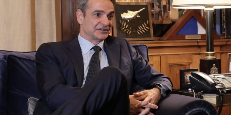 Κυριάκος Μητσοτάκης: Η κορυφή της EuroLeague βάφτηκε ερυθρόλευκη – Θερμά συγχαρητήρια στον Ολυμπιακό για τη μεγάλη επιτυχία