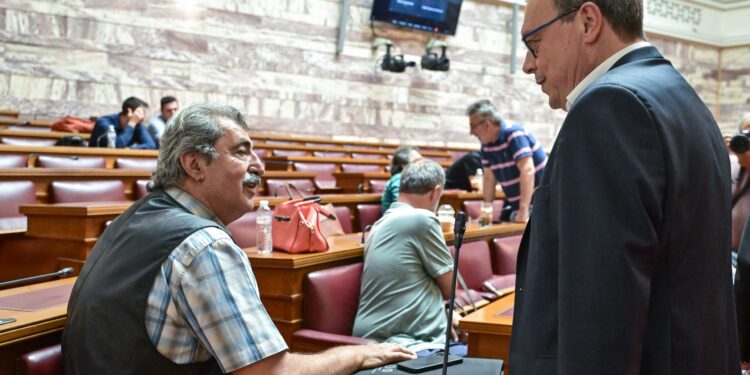 Πολάκης μετά τη διαγραφή του από τον ΣΥΡΙΖΑ: Ο Φάμελλος παρακολουθεί τη διάλυση χωρίς να θέλει ή να μπορεί να αντιδράσει
