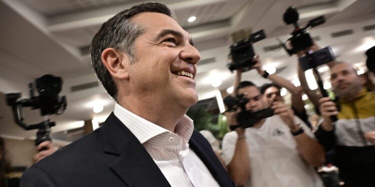 Απόψε τα αποκαλυπτήρια του κόμματος Τσίπρα - Έντονη κινητικότητα στην κεντροαριστερά, σε αναβρασμό η Κουμουνδούρου