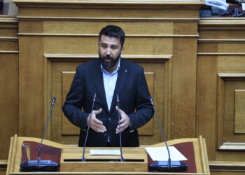Ανεξαρτητοποιήθηκε ο Φερχάτ Οζγκιούρ από τη Νέα Αριστερά - Άγνοια δηλώνουν στο κόμμα