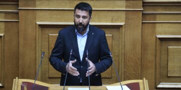 Ανεξαρτητοποιήθηκε ο Φερχάτ Οζγκιούρ από τη Νέα Αριστερά - Άγνοια δηλώνουν στο κόμμα