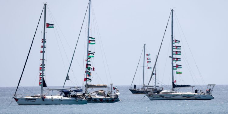 Η Νέα Αριστερά ζητά απαντήσεις για την αναχαίτιση του Global Sumud Flotilla