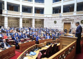 Η αποτίμηση της συνεδρίασης της ΚΟ της ΝΔ: Οι αιχμές για τους απόντες, τα βέλη κατά Κοβέσι και το μήνυμα Μητσοτάκη για τη συνέχεια