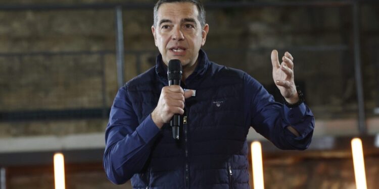 Προ των πυλών το νέο κόμμα Τσίπρα – Πολιτικές ζυμώσεις και αιχμές για τις βουλευτικές έδρες