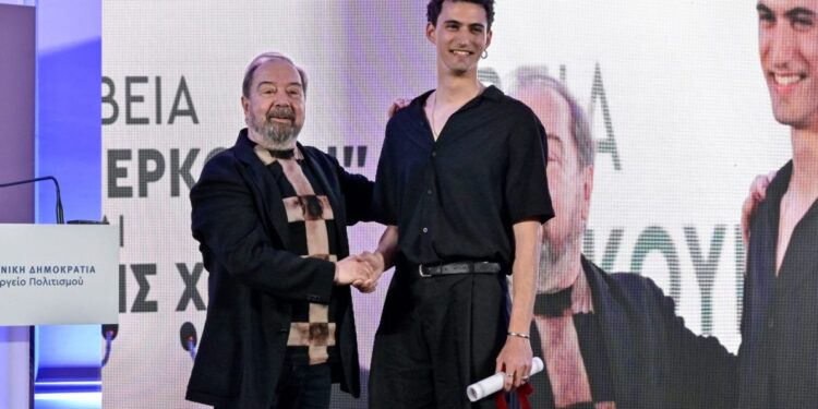 Από το «Το παιδί» της ΕΡΤ στο Βραβείο Χορν ο Βασίλης Μπούτσικος – Ποια ηθοποιός τιμήθηκε με το «Μελίνα Μερκούρη»