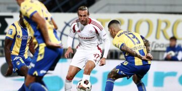 Ρήξη χιαστού ξανά ο Γιαζίτσι - www.ertsports.gr