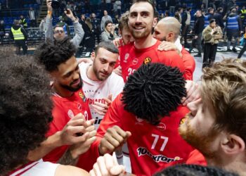 Περισσότεροι από 8.000 φίλοι του Ολυμπιακού στο "T Center", πόσα εισιτήρια θα λάβουν οι Ρεάλ, Φενέρμπαχτσε και Βαλένθια - www.ertsports.gr
