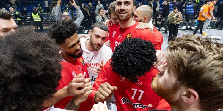 Περισσότεροι από 8.000 φίλοι του Ολυμπιακού στο "T Center", πόσα εισιτήρια θα λάβουν οι Ρεάλ, Φενέρμπαχτσε και Βαλένθια - www.ertsports.gr