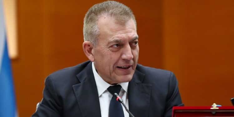 Παρουσιάστηκε από τον Γιάννη Βρούτση στη Θεσσαλονίκη η 3η ετήσια Έκθεση e-Kouros - www.ertsports.gr