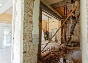 Ανακαινίζω 2026: Νέο πρόγραμμα με επιδότηση έως 95% για ανακαινίσεις κατοικιών – Ποιοι δικαιούνται έως 36.000 ευρώ