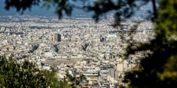 «Ανακαινίζω»: Μέχρι 36.000 ευρώ για ανακαίνιση κατοικιών – Τα εισοδηματικά κριτήρια – Τι είπε στο ΕΡΤnews Radio 105,8 ο κ. Γλούμης – Ατσαλάκης