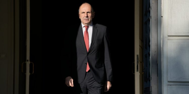 Γεραπετρίτης στο Συμβούλιο Εξωτερικών Υποθέσεων: Ενημέρωση για θαλάσσιο μη επανδρωμένο σκάφος στο Ιόνιο