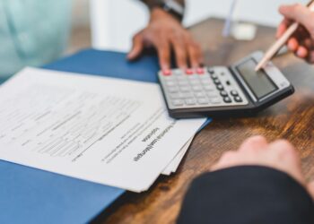Νέο πλαίσιο προστασίας δανειοληπτών: «Φρένο» στα πανωτόκια και δικαίωμα υπαναχώρησης - Ποιες αλλαγές φέρνει το νέο νομοσχέδιο