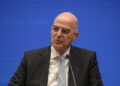 Δένδιας: Η Ουκρανία οφείλει στην Ελλάδα μία «μεγάλη συγγνώμη» για το drone – Αν το είχε χτυπήσει κρουαζιερόπλοιο θα πήγαινε στο βυθό