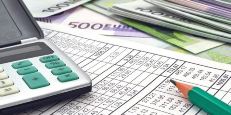 «Φύλλο και φτερό» ο οικονομικός βίος 690 αυτοαπασχολούμενων που αμφισβήτησαν το ελάχιστο τεκμαρτό εισόδημα