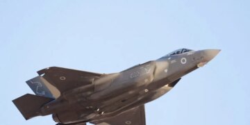 Ισραήλ: Εγκρίνει εξοπλιστικό πρόγραμμα «μαμούθ» 100 δισεκ. ευρώ για μαχητικά αεροσκάφη F-35 και F-15