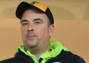 Γιάννης Αϊβάζης: «Όταν γεννήθηκε η κόρη μου, μπήκε δημοσιογράφος ντυμένος γιατρός μέσα στο νοσοκομείο»