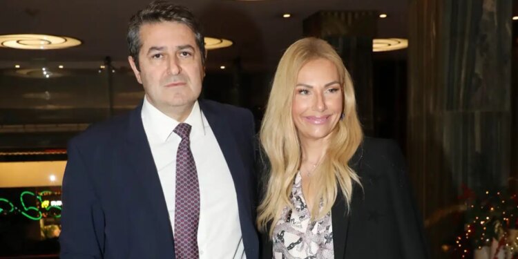 Τίνα Μεσσαροπούλου: Το πρώτο μήνυμα μετά την ευχάριστη εξέλιξη στην υγεία του Γιώργου Μυλωνάκη
