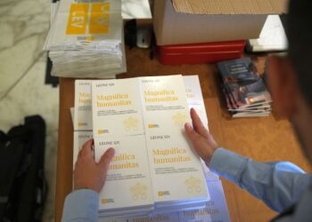 Η τεχνητή νοημοσύνη ως νέο κοινωνικό ζήτημα: Τα 15 μηνύματα της παπικής εγκυκλίου